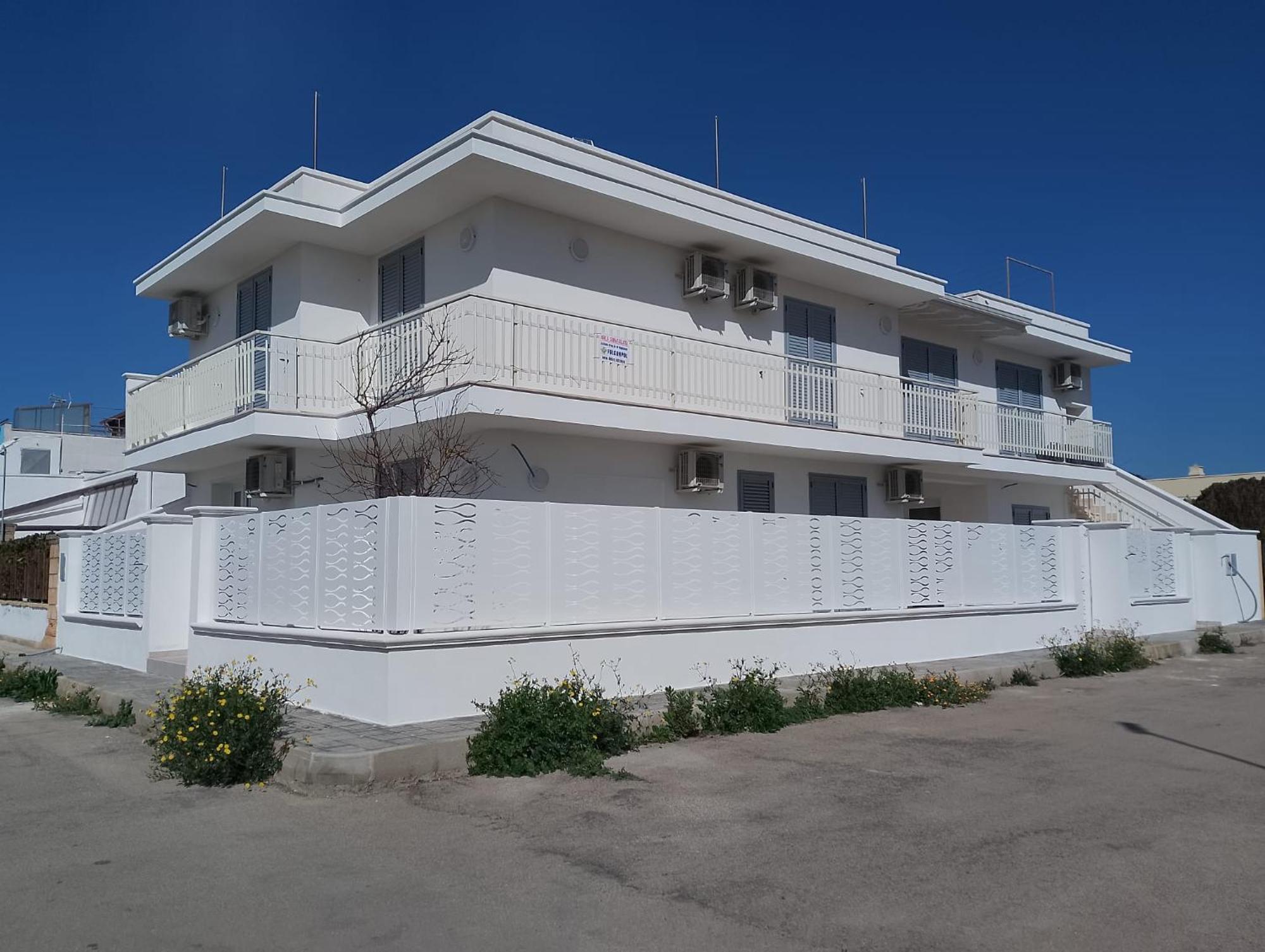 Punta Grossa Apartments By My Home Apulia トッレ・ラピッロ エクステリア 写真